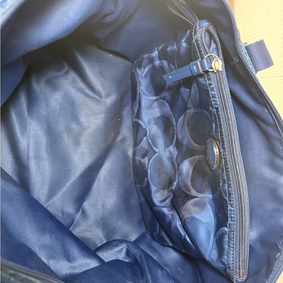 Coach Blue Signature Tote - Picture 4 of 4